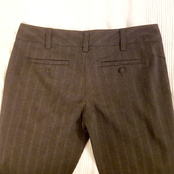GUESS Womens Grey and Pink Dress Pants (New Condition) - 26 - Picture 8 of 10